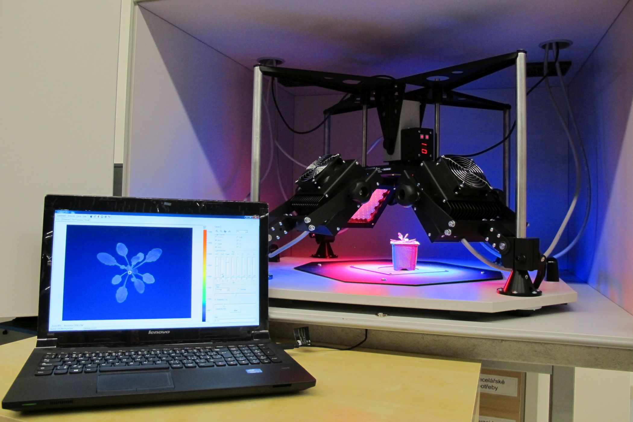 PSI Open FluorCam FC 800-O/1010 and FC 800-O/2020